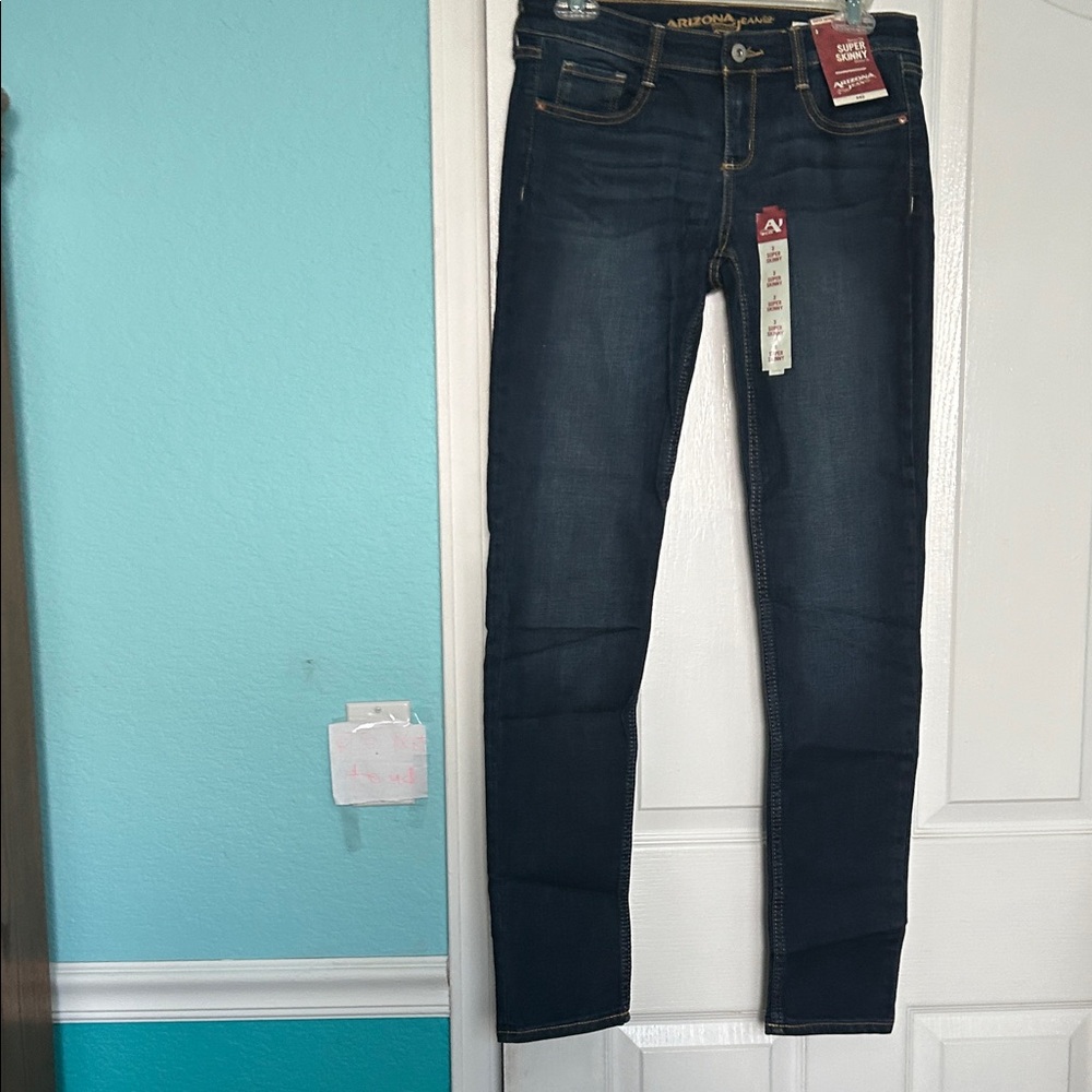 Arizona dark blue super skinny jeans size 3 nwt
